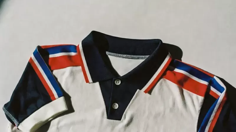 How to Choose the Right Retro Soccer Jersey