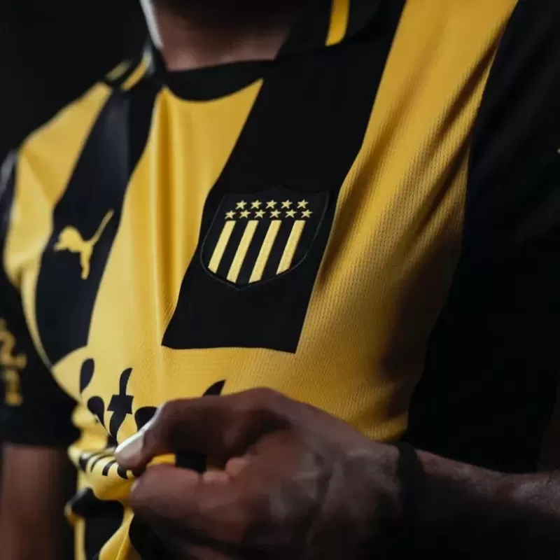 2025 2026 Club Atletico Penarol Mens Home Soccer Jersey